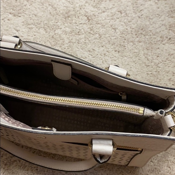 Kate Spade - Picture 2 of 7